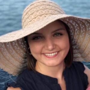 Meet your Posher, Nadia